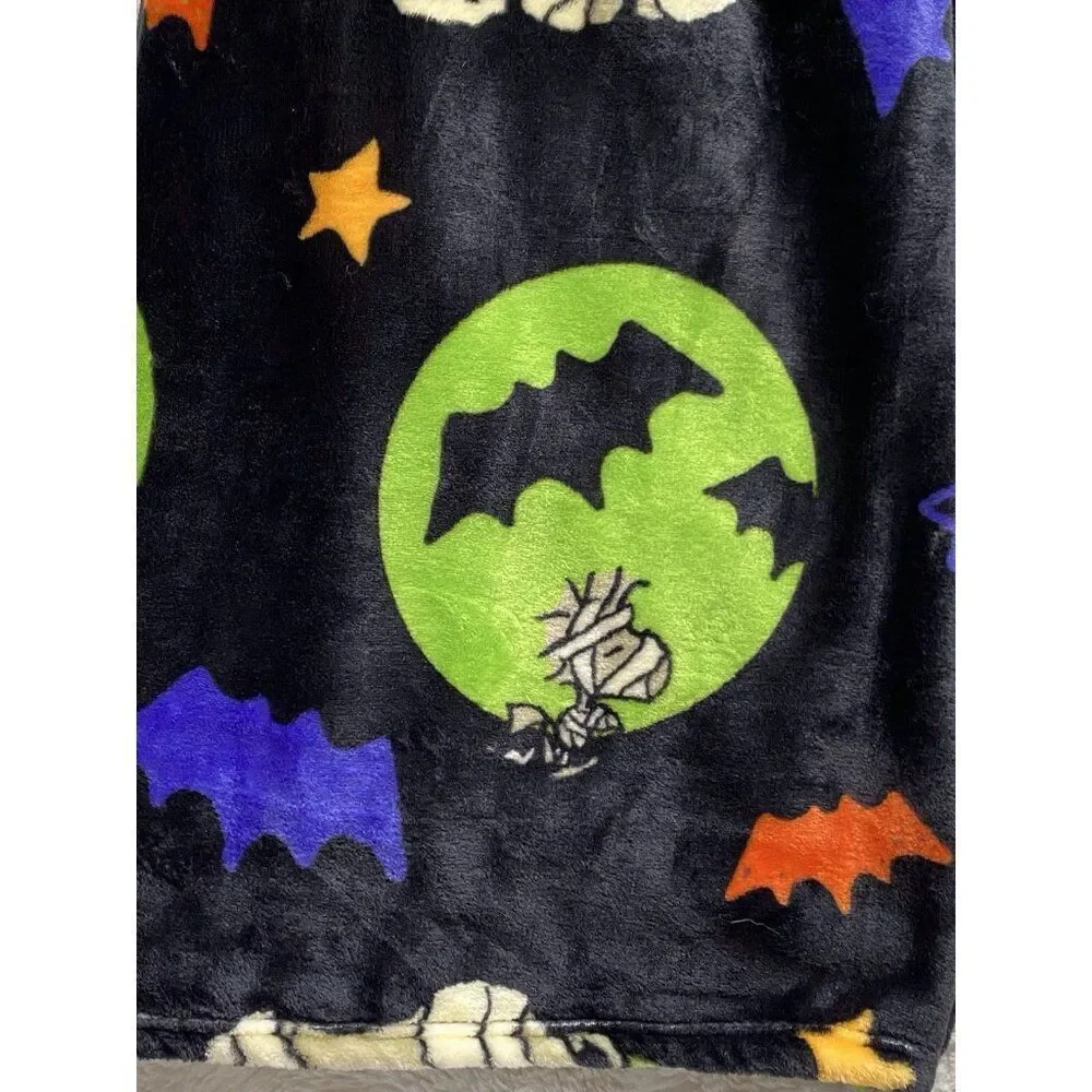 Peanuts Snoopy Woodstock Halloween Mummy Costume 50 x 70